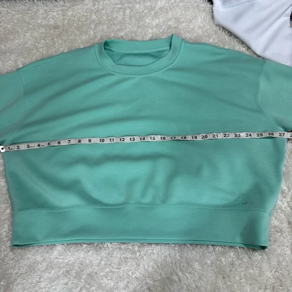 Lululemon Perfectly Oversized Cropped Crew Softstreme sweatshirt FLAW Read - Picture 5 of 12